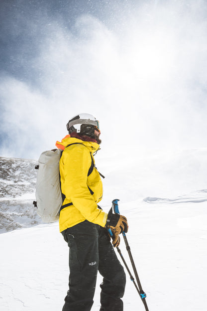 Team Wendy M-216 - w/ Princeton Tec Light & Superior Ventilation - Professional Ski Helmet