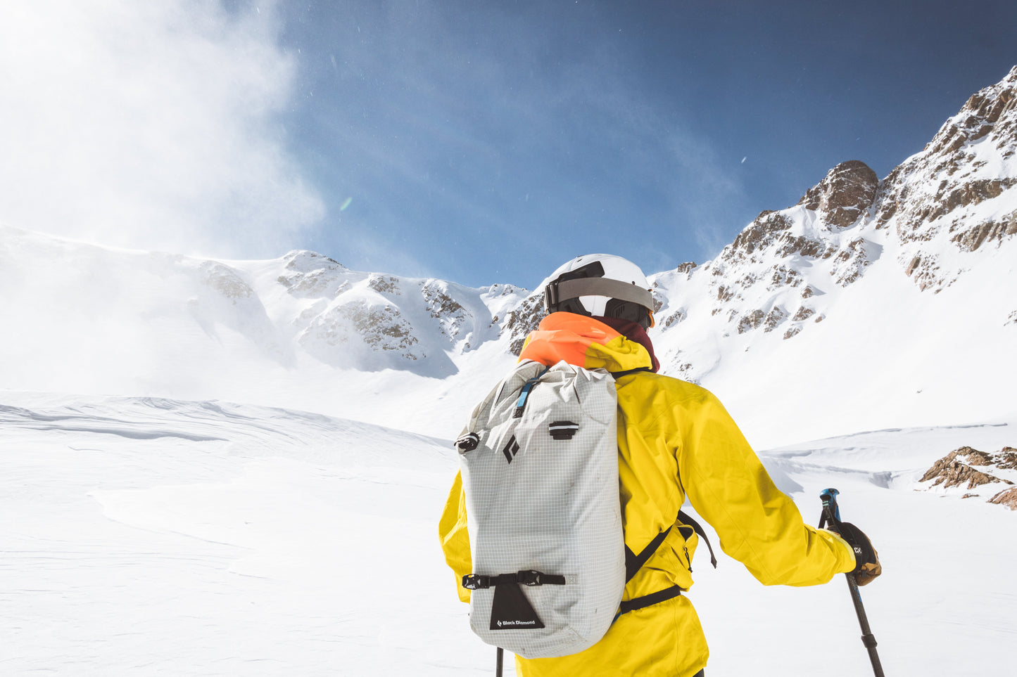 Team Wendy M-216 - w/ Princeton Tec Light & Superior Ventilation - Professional Ski Helmet