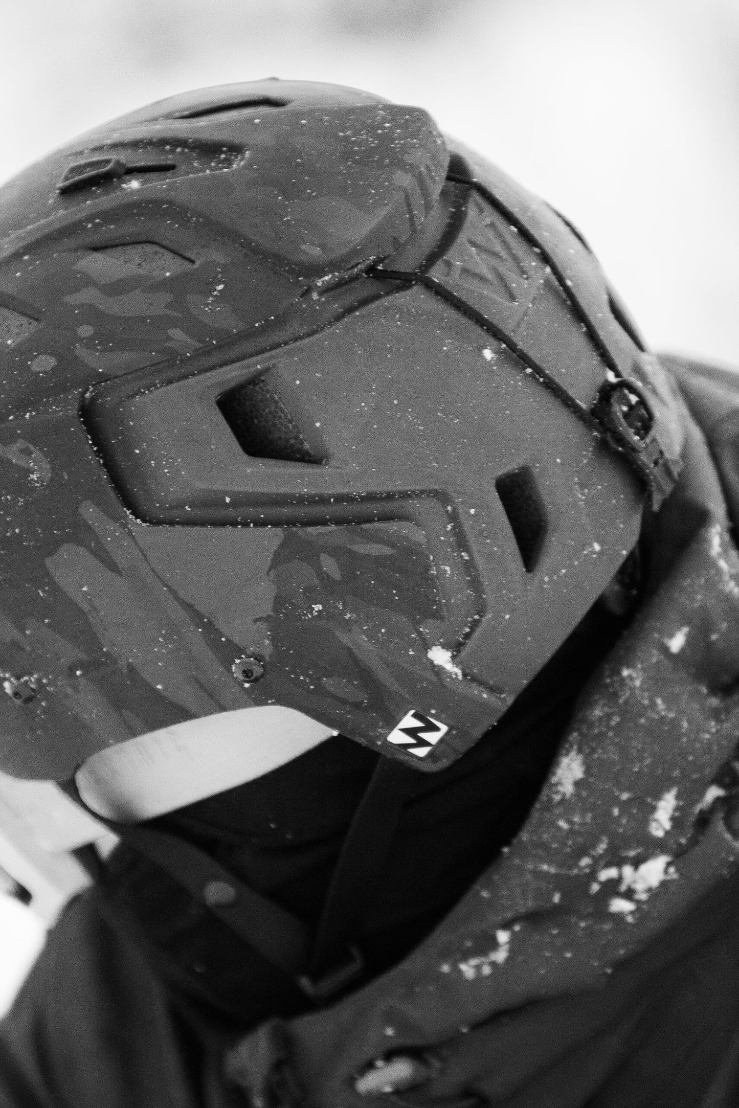Team Wendy M-216 - w/ Princeton Tec Light & Superior Ventilation - Professional Ski Helmet