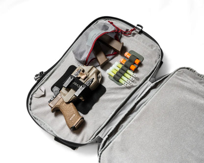 Vertx Gamut 22L Sling - Fits 15" Laptop & 20" CCW - Travel-Friendly