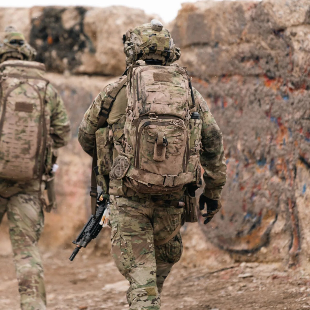 Eberlestock X31 LoDrag II - Tactical Pack - 34-Inch Weapon Scabbard