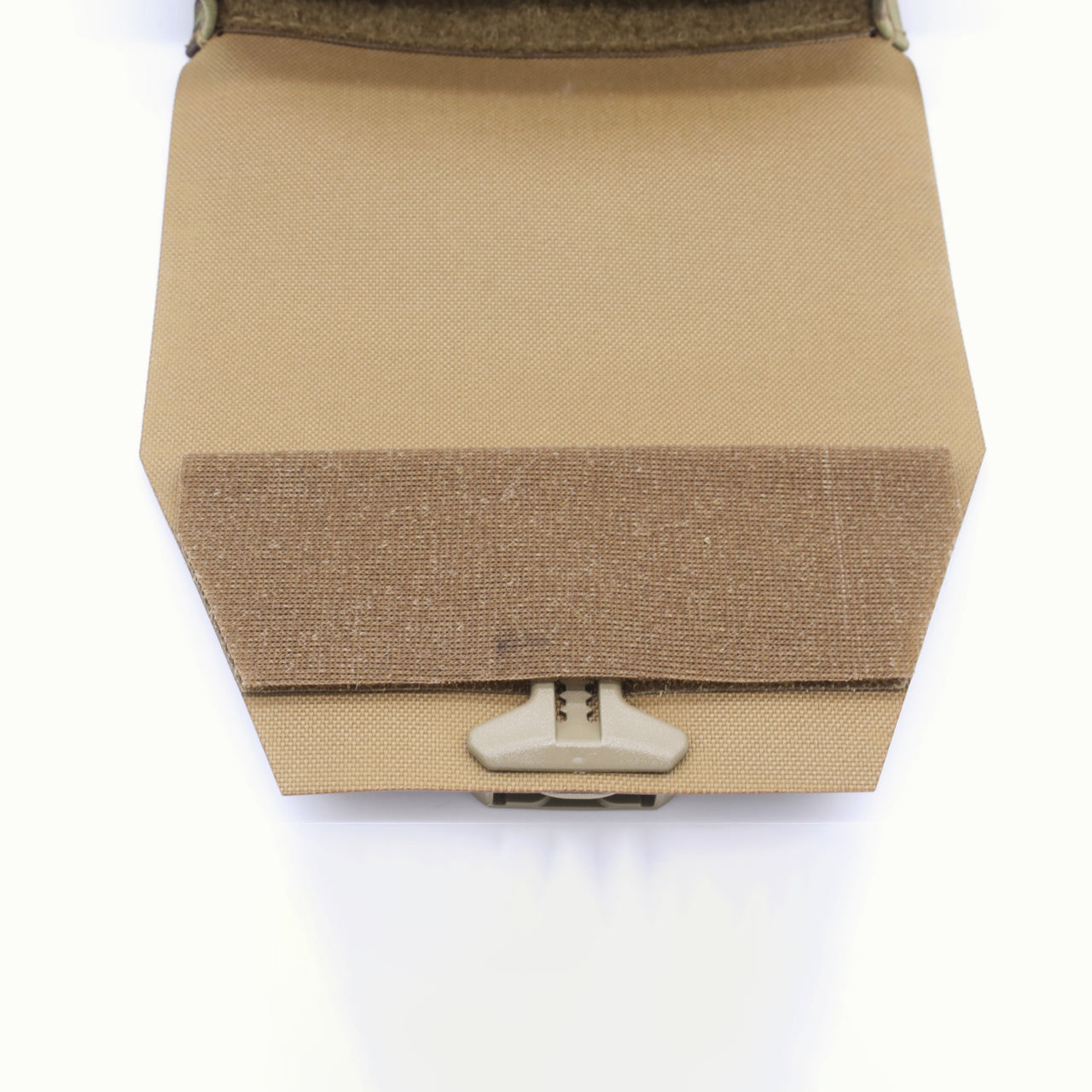 Esstac Lidded GP Pouch - with 2 Long Malice Clips