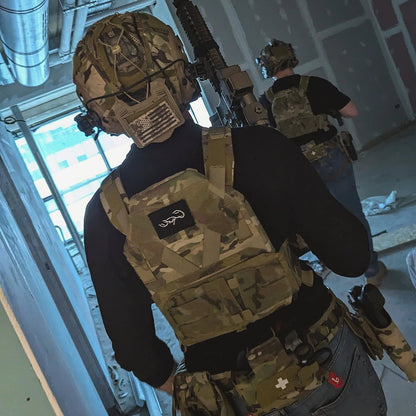 Sub-Zero Plate Carrier - Lightweight at 1.26 lbs and V-Design for Zero Hot Spots