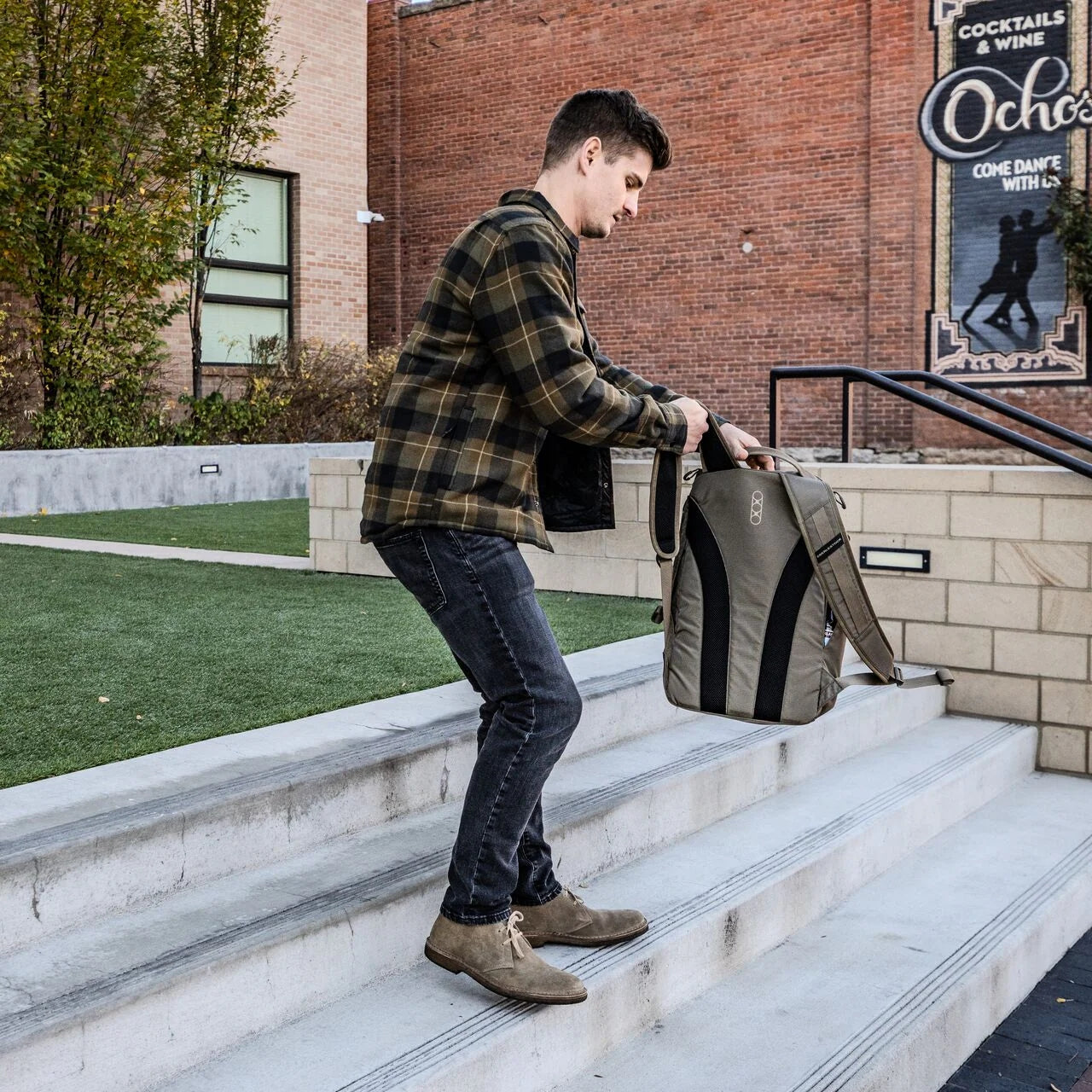 Eberlestock Apprentice - EDC Backpack - 17" Laptop Compartment